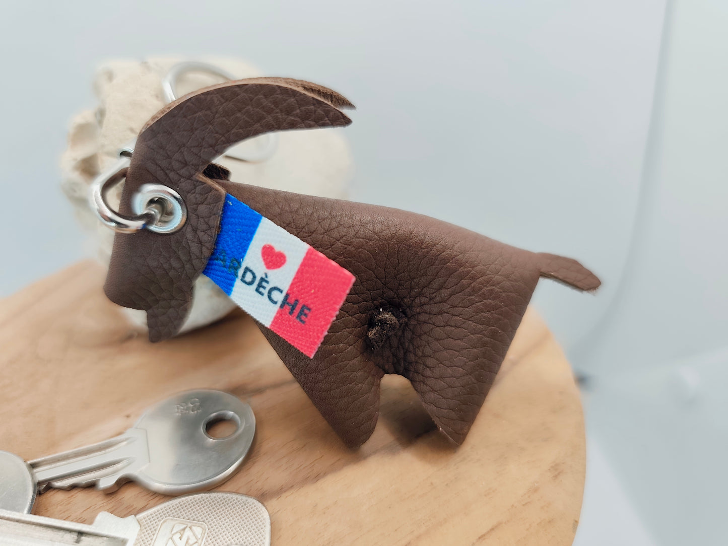 Porte-clés Chèvre en Cuir – L’Ardèche au cœur